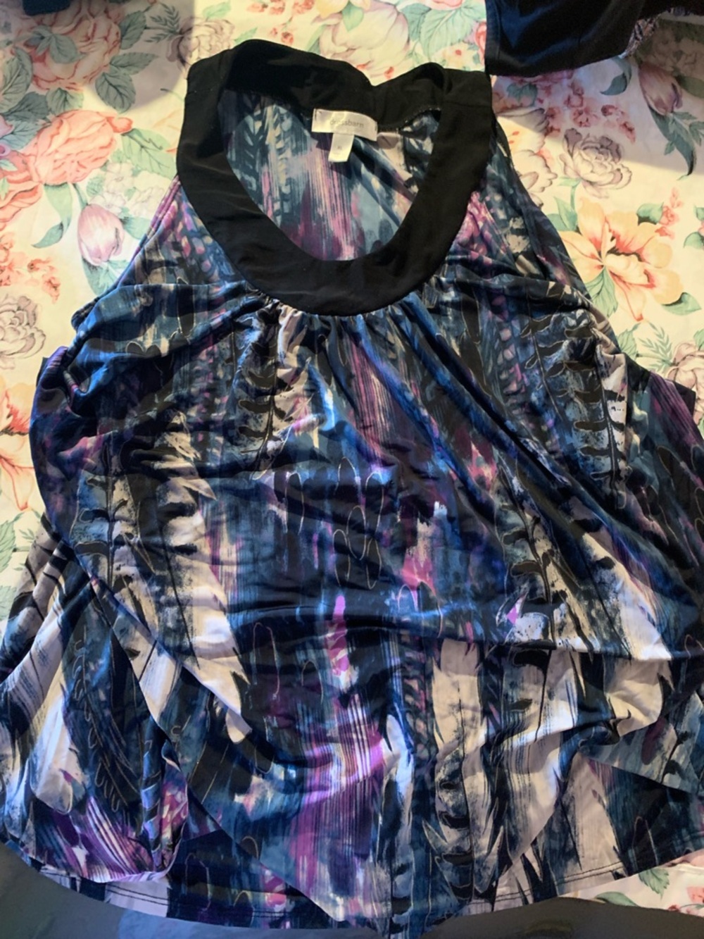 Dress Barn Women’s Sleeveless Abstract Print Halter Top Size XL
